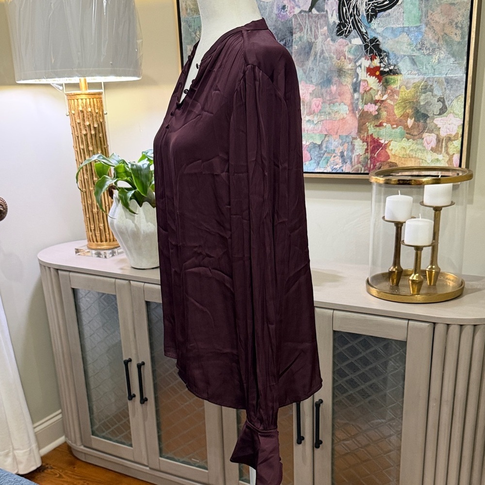 Paige Silky Elegant Plum Blouse Large - Picture 4 of 7